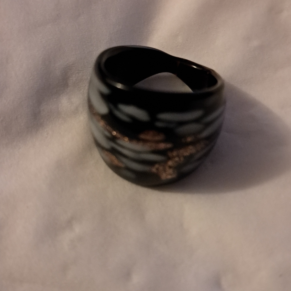 Black and Gold Patterned Glass Ring, Size 8.5